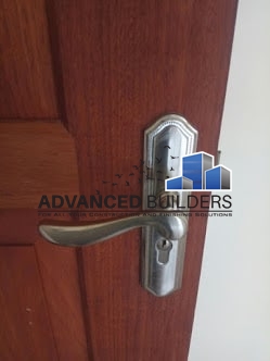 Cylinder lock on door